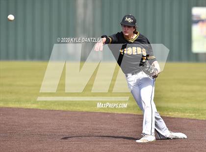 Thumbnail 1 in Mt. Pleasant vs Van (Sunnyvale Invitational) photogallery.