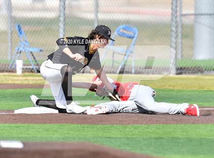 Thumbnail 2 in Mt. Pleasant vs Van (Sunnyvale Invitational) photogallery.