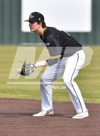 Thumbnail 3 in Mt. Pleasant vs Van (Sunnyvale Invitational) photogallery.