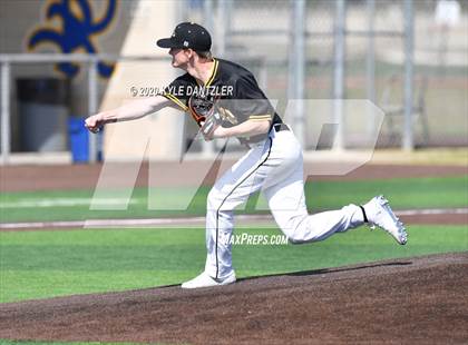 Thumbnail 3 in Mt. Pleasant vs Van (Sunnyvale Invitational) photogallery.