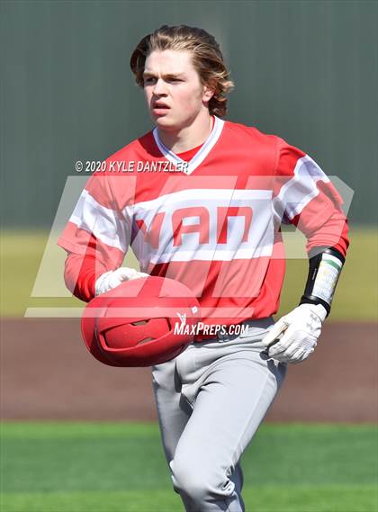 Thumbnail 3 in Mt. Pleasant vs Van (Sunnyvale Invitational) photogallery.