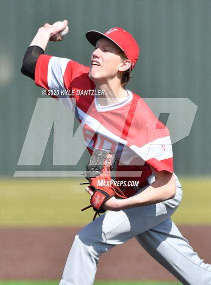 Thumbnail 1 in Mt. Pleasant vs Van (Sunnyvale Invitational) photogallery.