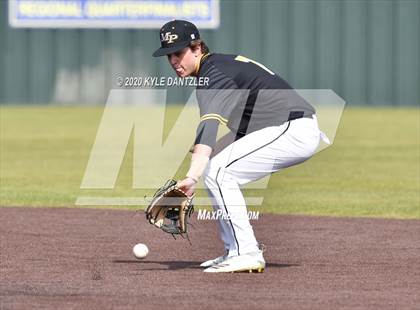 Thumbnail 1 in Mt. Pleasant vs Van (Sunnyvale Invitational) photogallery.