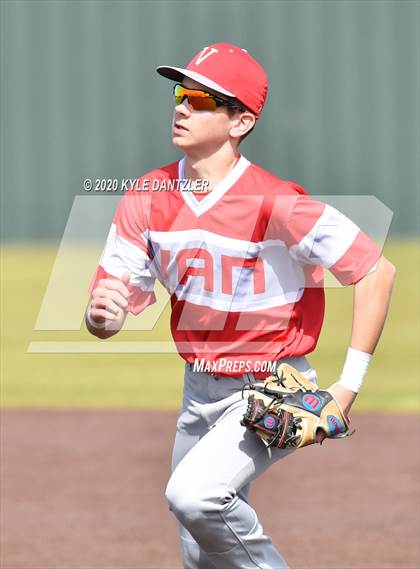 Thumbnail 3 in Mt. Pleasant vs Van (Sunnyvale Invitational) photogallery.