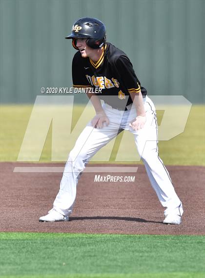 Thumbnail 3 in Mt. Pleasant vs Van (Sunnyvale Invitational) photogallery.