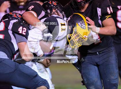 Thumbnail 2 in Mission Bay @ Castle Park (CIF SDS D5 Semifinal) photogallery.
