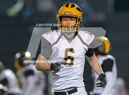 Thumbnail 3 in Mission Bay @ Castle Park (CIF SDS D5 Semifinal) photogallery.