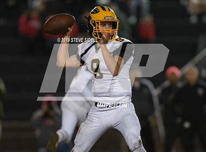Thumbnail 2 in Mission Bay @ Castle Park (CIF SDS D5 Semifinal) photogallery.