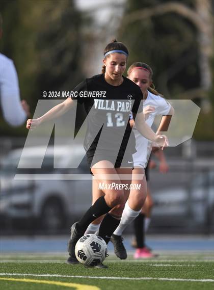 Thumbnail 1 in Esperanza @ Villa Park photogallery.