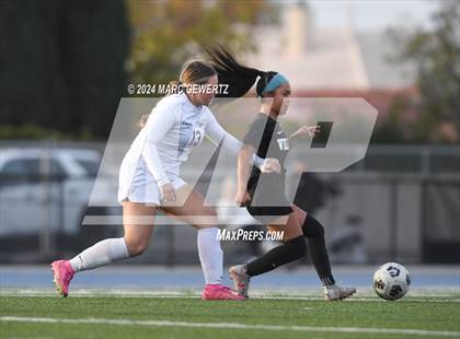 Thumbnail 3 in Esperanza @ Villa Park photogallery.