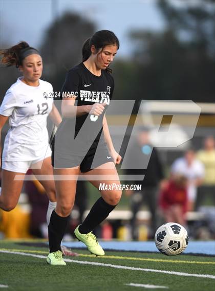 Thumbnail 3 in Esperanza @ Villa Park photogallery.