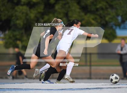 Thumbnail 1 in Esperanza @ Villa Park photogallery.