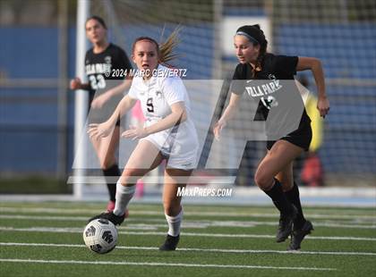 Thumbnail 3 in Esperanza @ Villa Park photogallery.