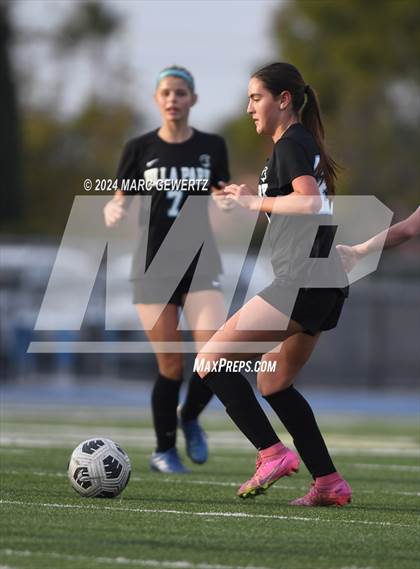 Thumbnail 3 in Esperanza @ Villa Park photogallery.