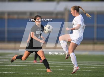 Thumbnail 3 in Esperanza @ Villa Park photogallery.