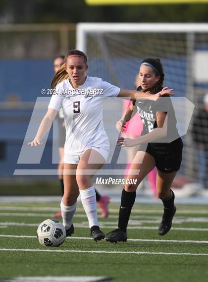 Thumbnail 3 in Esperanza @ Villa Park photogallery.