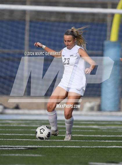 Thumbnail 3 in Esperanza @ Villa Park photogallery.