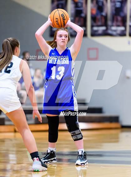 Thumbnail 3 in South Davidson vs Trinity (Davidson-Randolph Christmas Classic) photogallery.
