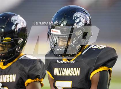Thumbnail 2 in Williamson @ Rain photogallery.