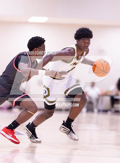 Thumbnail 3 in Central Gwinnett vs Dutchtown (OTRH Tip Off Classic) photogallery.