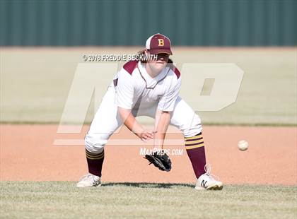 Thumbnail 1 in Sam Rayburn vs. Bells (UIL 2A Quarterfinal) photogallery.