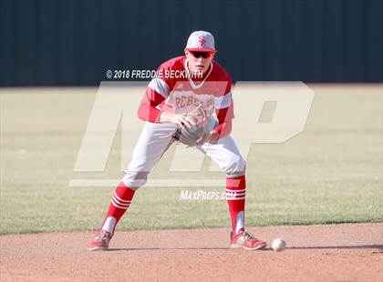 Thumbnail 1 in Sam Rayburn vs. Bells (UIL 2A Quarterfinal) photogallery.