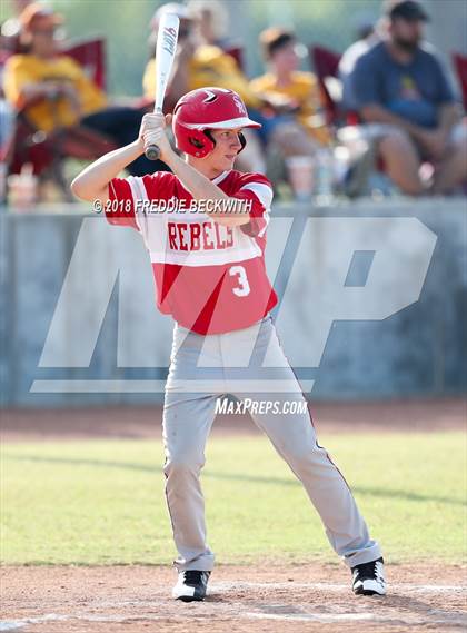 Thumbnail 3 in Sam Rayburn vs. Bells (UIL 2A Quarterfinal) photogallery.