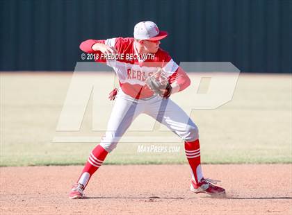 Thumbnail 3 in Sam Rayburn vs. Bells (UIL 2A Quarterfinal) photogallery.