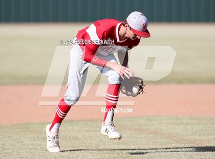 Thumbnail 3 in Sam Rayburn vs. Bells (UIL 2A Quarterfinal) photogallery.