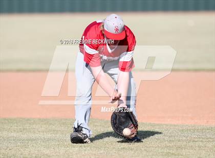 Thumbnail 2 in Sam Rayburn vs. Bells (UIL 2A Quarterfinal) photogallery.