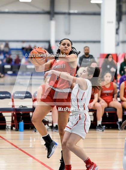 Thumbnail 1 in Carondelet vs. Centennial  (Nike Tournament of Champions) photogallery.