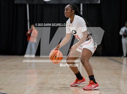 Thumbnail 2 in Carondelet vs. Centennial  (Nike Tournament of Champions) photogallery.