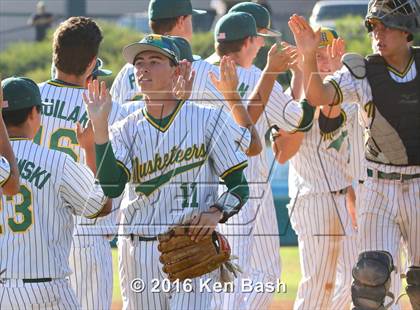Thumbnail 3 in Camarillo @ Moorpark photogallery.