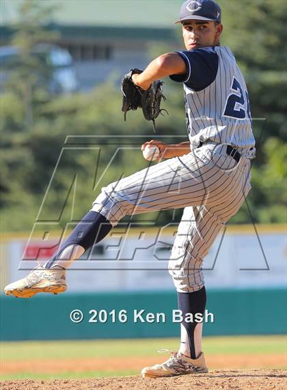 Thumbnail 2 in Camarillo @ Moorpark photogallery.