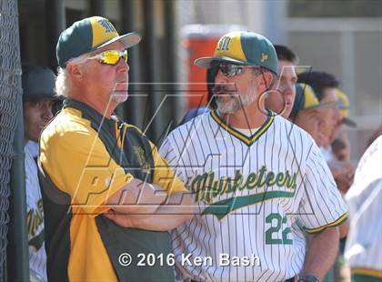 Thumbnail 3 in Camarillo @ Moorpark photogallery.