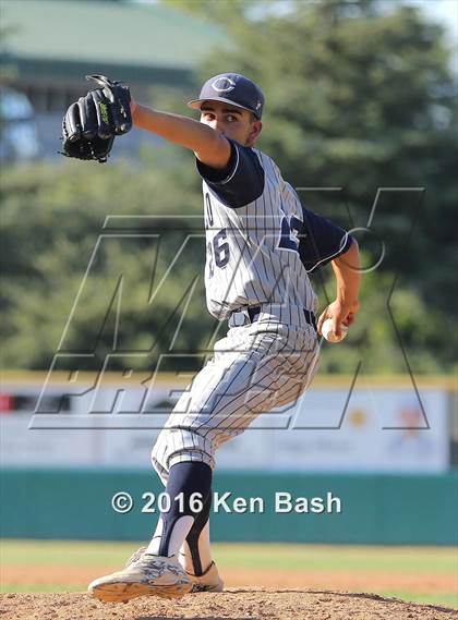 Thumbnail 1 in Camarillo @ Moorpark photogallery.