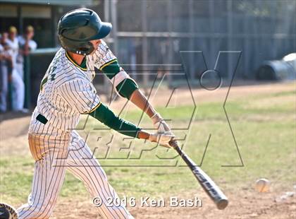 Thumbnail 2 in Camarillo @ Moorpark photogallery.