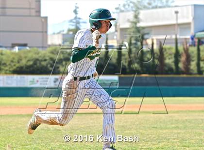Thumbnail 3 in Camarillo @ Moorpark photogallery.