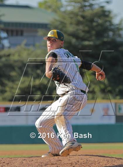 Thumbnail 2 in Camarillo @ Moorpark photogallery.
