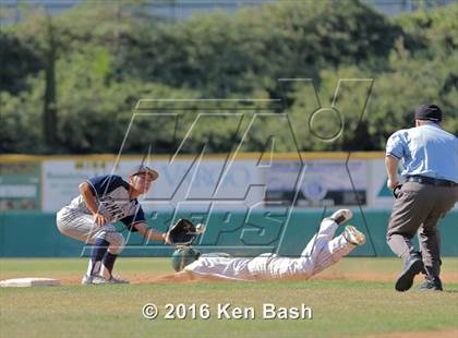Thumbnail 3 in Camarillo @ Moorpark photogallery.