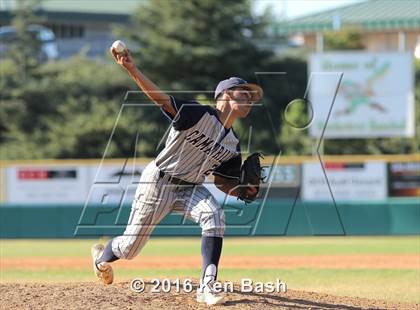 Thumbnail 1 in Camarillo @ Moorpark photogallery.