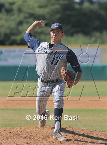 Thumbnail 1 in Camarillo @ Moorpark photogallery.