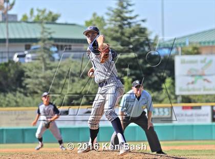 Thumbnail 2 in Camarillo @ Moorpark photogallery.