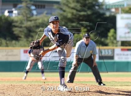 Thumbnail 1 in Camarillo @ Moorpark photogallery.