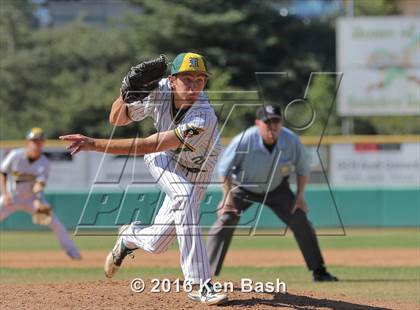 Thumbnail 1 in Camarillo @ Moorpark photogallery.