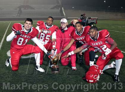 Thumbnail 2 in La Grange vs. Carthage (UIL 3A D1 Semifinal Playoff) photogallery.