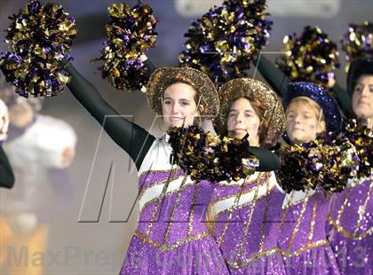 Thumbnail 1 in La Grange vs. Carthage (UIL 3A D1 Semifinal Playoff) photogallery.