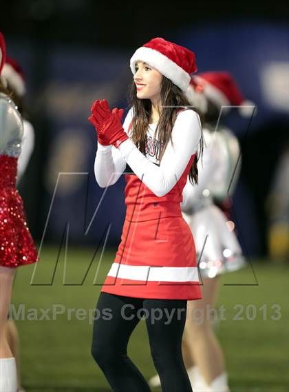 Thumbnail 3 in La Grange vs. Carthage (UIL 3A D1 Semifinal Playoff) photogallery.