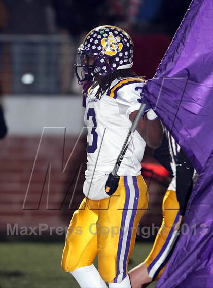 Thumbnail 3 in La Grange vs. Carthage (UIL 3A D1 Semifinal Playoff) photogallery.