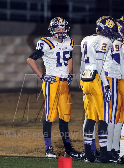 Thumbnail 1 in La Grange vs. Carthage (UIL 3A D1 Semifinal Playoff) photogallery.